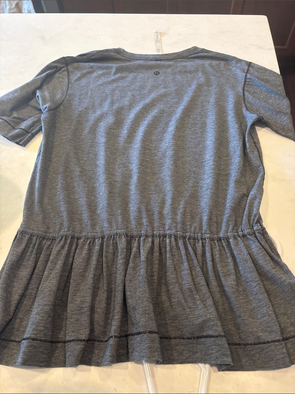 Lululemon - Picture 2 of 4